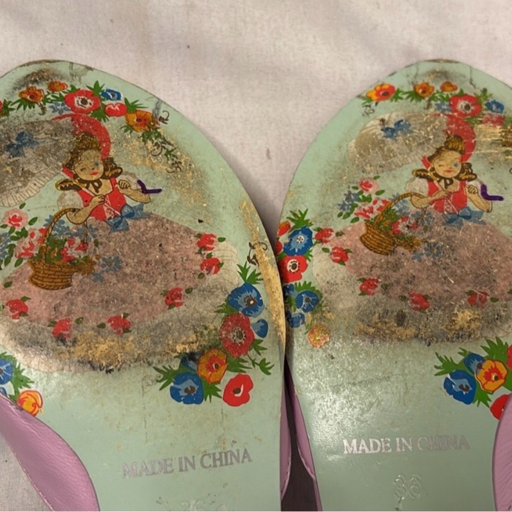 Irregular Choice “Linda” Lattice Kitten Heels - Picture 10 of 10